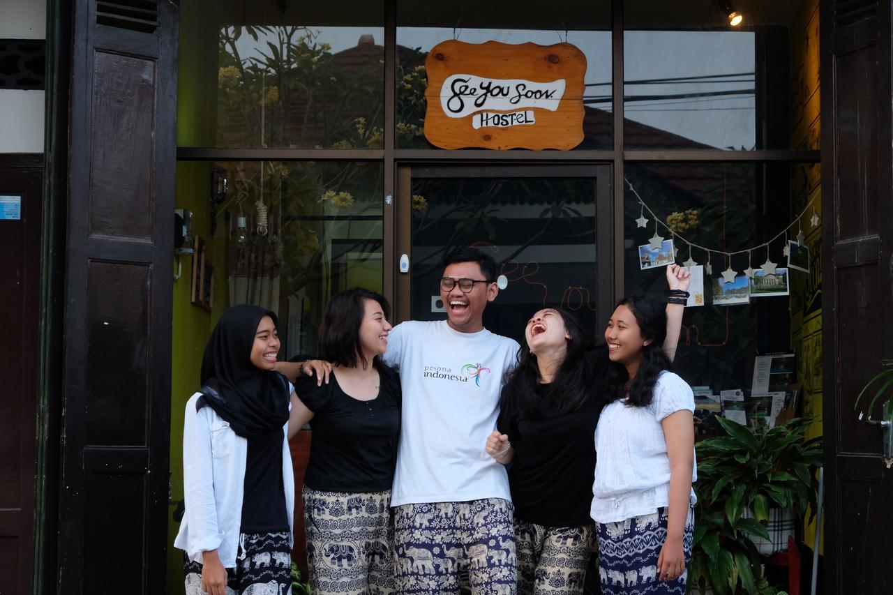 See You Soon Backpacker Hostel Yogyakarta Exteriör bild